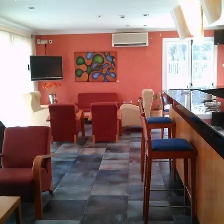 Picasso Hotel 2*