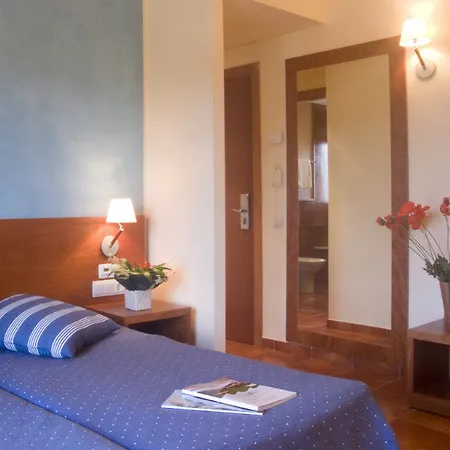Picasso Hotel 2*